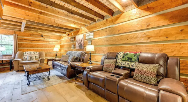 Relaxing Cosby Cabin w/ Fire Pit & Covered Porch!