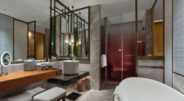Двухместный номер Standard с видом на озеро Hilton Suzhou Yinshan Lake