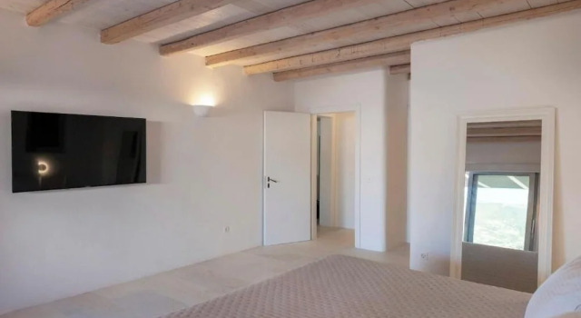 Donum Dei Seaside Suites & Villa