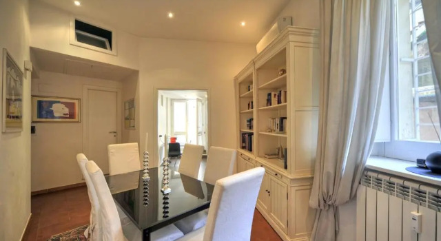 Rome Luxury House - The Suite, Забронировать Отель Отели Рима с парковкой, рядом с Собор Святого Петра, Парковка