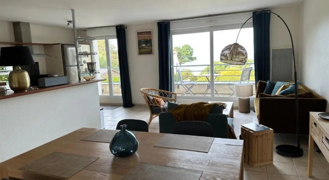 Апартаменты с 2 комнатами Appartement vue mer à 100m de la plage au centre de Carantec