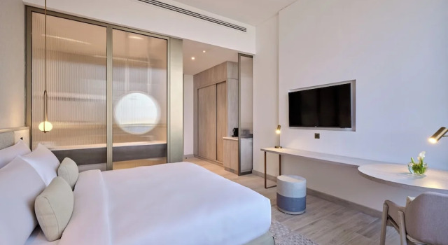 Двухместный номер Deluxe с видом на город Arabella Beach Hotel Kuwait, Vignette Collection by IHG