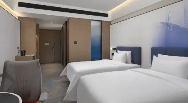 Номер Standard Hampton by Hilton Ningbo Yinzhou City