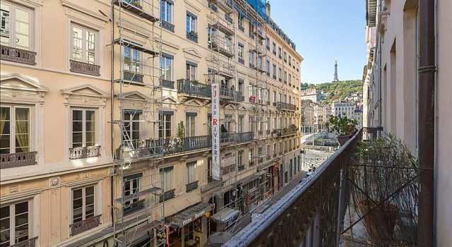 Coursive, Rezerwuj Hotel Hotele w Rhône z parkingiem, Parking