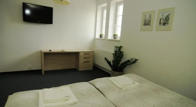 Penzion Rondo, Book Hotel Bistrshice-pod-Gostynem 