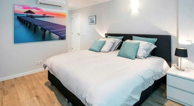 Stylish Modern Carvoeiro Villa 2 Bedrooms Villa Benagil Stunning Views Roof Terrace With Private Heated Pool Algarve, Buchen Sie Hotel Benagil Barlavento