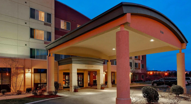 Residence Inn Louisville Northeast, Забронировать Отель Луисвилл Louisville Metropolitan Area