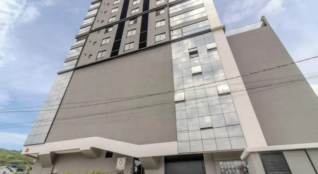Apt w/ Barbecue Grill 300m From the Beach Mtr0502, Забронировать Апартаменты/квартира Порту-Белу Санта-Катарина