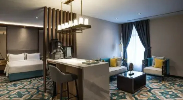 Люкс CHRISTEE SUITES HOTEL
