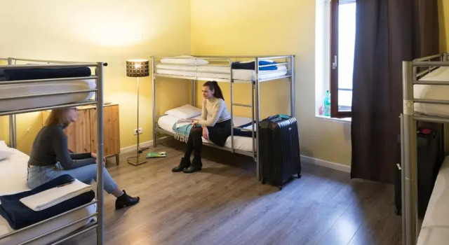Кровать в общем номере c 1 комнатой Vertigo Hostel
