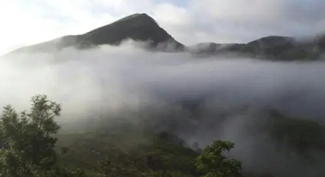 The Kissing Mountains, Prenota Hotel Hotel economici a Vagamon
