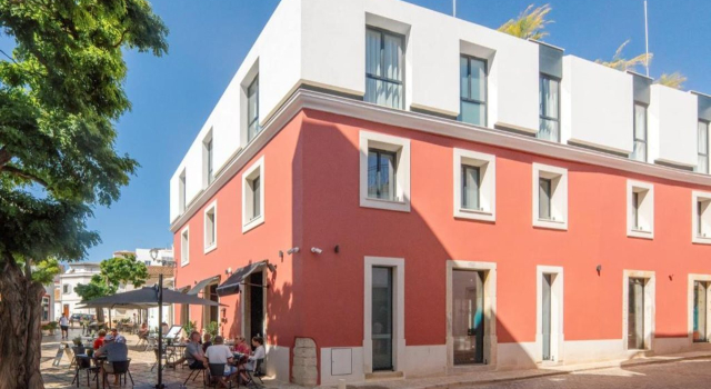 The MN56 Hotel, Забронировать Отель Бизнес-отели Лагуш, рядом с Городской рынок Лагоса, 4* 5*