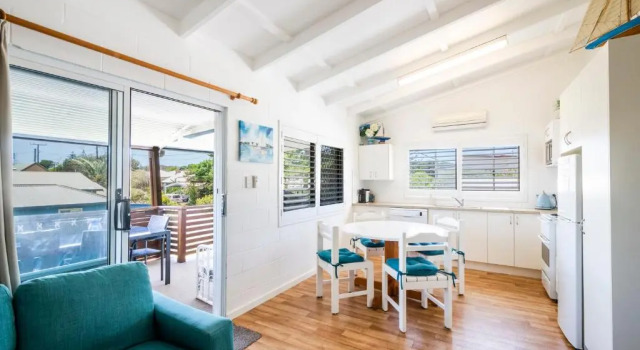 Апартаменты Deluxe Blue River Apartments
