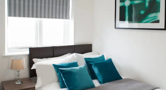 East Midland House FREE Private Parking Fast WiFi Smart TV with Garden, Забронировать Отель Отели Кетеринг 3 звезды, 3*