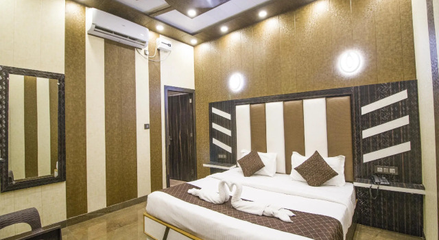 Номер Deluxe Hotel Pardesi,Har ki pauri Road Haridwar