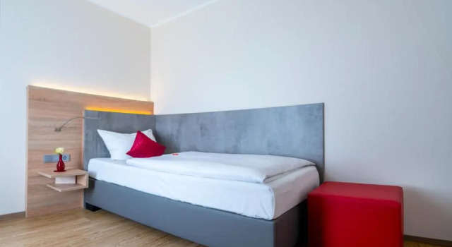 Landhotel Fettehenne, Rezervasyon Otel Leverkusen Kuzey Ren-Vestfalya