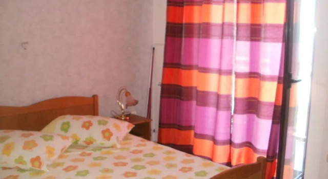 Beach Apartments Toni, Забронировать Апартаменты/квартира Подстрана Окрестности Сплита, рядом с Частный Пляж «Гостевого Дома Мирамаре»