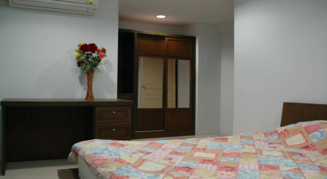 Suvarnabhumi Apartment