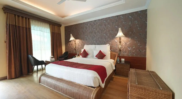 Номер Premium с видом на бассейн Saj Earth Resort , Cochin Airport