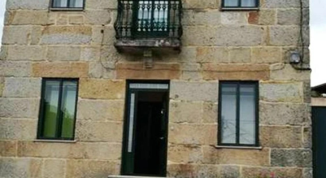 House With 3 Bedrooms in Pontevedra, With Enclosed Garden Near the Beach, Book Hotel Pontevedra 