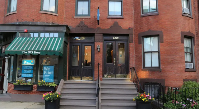 Maverick Suites at 400 Columbus Ave, Забронировать Апарт-отель Апарт-отели Бостона, рядом с The Games People Play, Апарт-отель