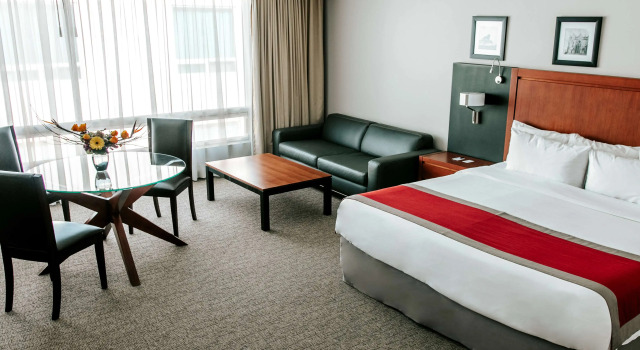 Двухместный Studio Suite Radisson Poliforum Plaza Hotel Leon
