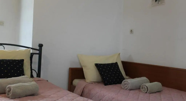 Vakis Apartments 1, Забронировать Апартаменты/квартира Мудхис 