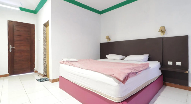 Hotel Rosse, Rezerwuj Hotel Berastagi Sumatra