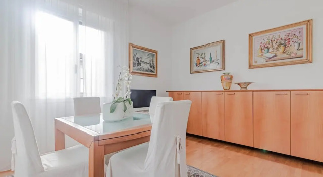 Il Lago di Diana in Mandello del Lario, Prenota Appartamento Hotel a Como con parcheggio, Parcheggio