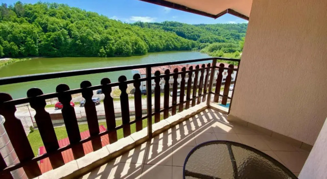 Garsonieră Tryavna Lake Hotel & SPA