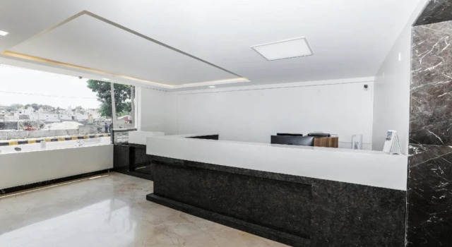 The Red Lotus Premium By OYO Rooms, Забронировать Отель Отели штата Карнатаки с парковкой, Парковка