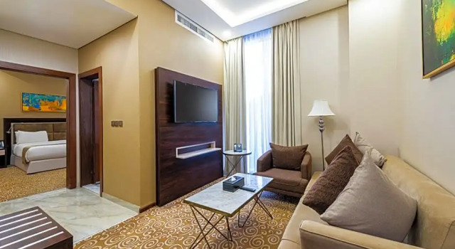 Люкс Superior Crown Rose Al Sahafa Hotel