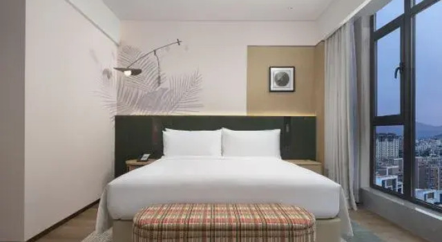 Люкс Deluxe Hilton Garden Inn Chengde High-Tech Zone