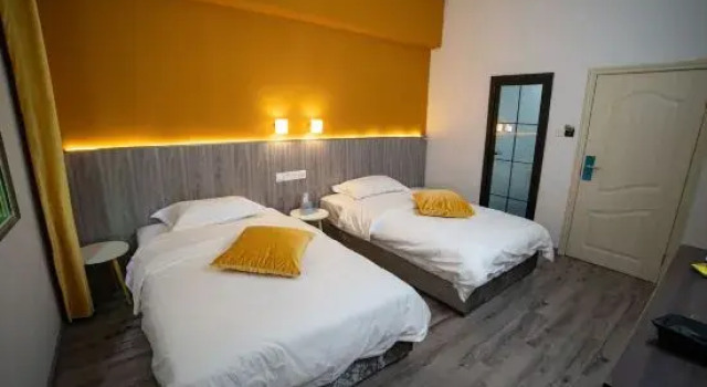 Chengdu Qishe Homestay, Prenota Hotel Chengdu Sichuan