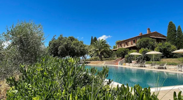 Villa Campo Valerio con Grande Piscina, Buchen Sie Villa Scarlino 