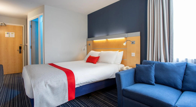 Двухместный номер Standard Holiday Inn Express Dunfermline by IHG