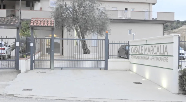 Casale Marcalia - bed & breakfast, Prenota Affittacamere Hotel economici a Corigliano Calabro