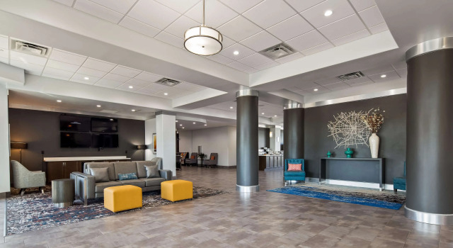 Best Western Plus Roland Inn & Suites, Забронировать Отель Отели Сан-Антонио с парковкой, Парковка