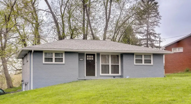 Коттедж Monroeville Vacation Rental - 2 Mi to Downtown!