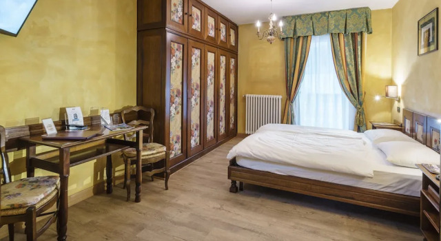 Двухместный номер Classic с балконом Hotel Olimpia