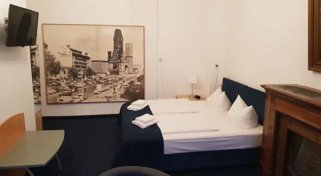 Семейный номер Standard с балконом Hotel Seifert Berlin am Kurfürstendamm
