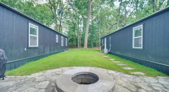 Коттедж Walk to Lake: Cozy Grove Cabin w/ Fire Pit