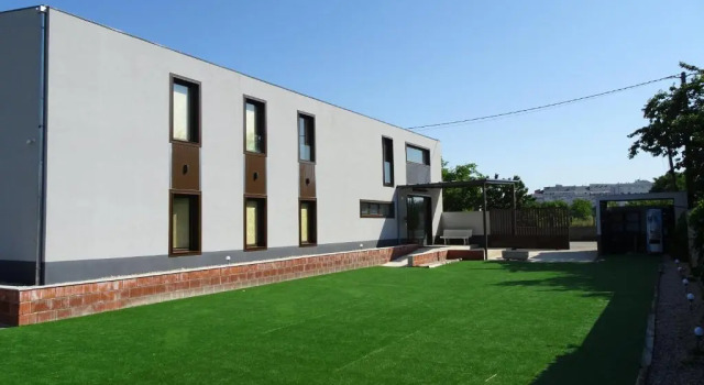 Albergue Santiago 15 Monforte, Забронировать Отель Монфорте-де-Лемос Ribeira Sacra