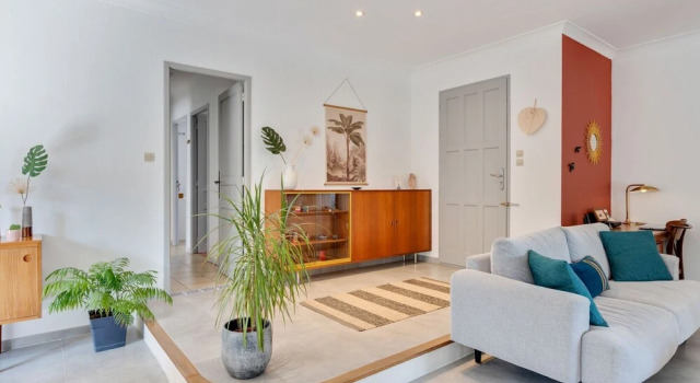 Luxury Modern Villa With Private Pool and Enclosed Garden in the Heart of the Vaucluse