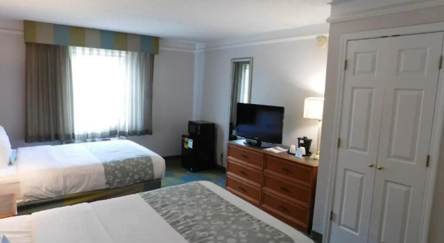 Четырёхместный номер Deluxe Best Western Schaumburg - O’Hare NW