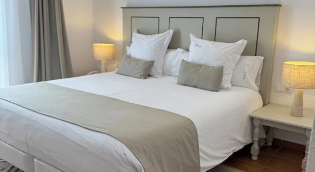 Двухместный номер Standard с балконом Hotel Calina