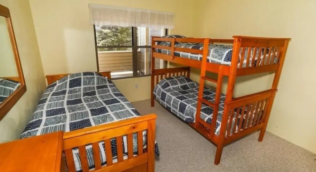 Seven Springs Stonegate 2 Bedroom Condo, Ski-In/Out, Sleeps 8! by RedAwning, Buchen Sie Hotel Seven Springs USA