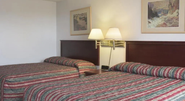 Четырёхместный номер Standard Sun-Dek Motel