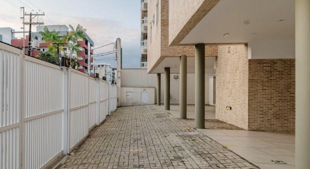 PVI - Apartamentos charmosos a apenas 450m da orla em Ubatuba/SP