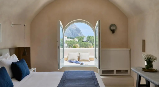 Люкс с видом на море Istoria, a Member of Design Hotels